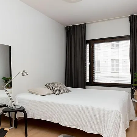Scandinavian 1br Unbeatable Location 26 Huoneisto